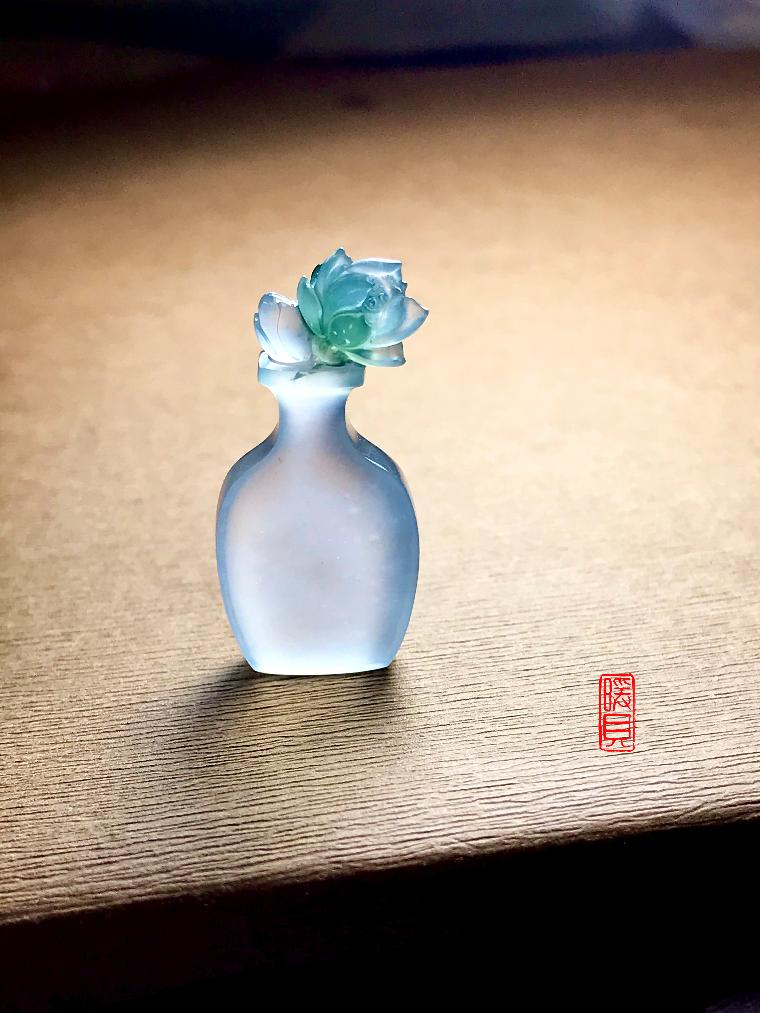 4荷花瓶.jpg